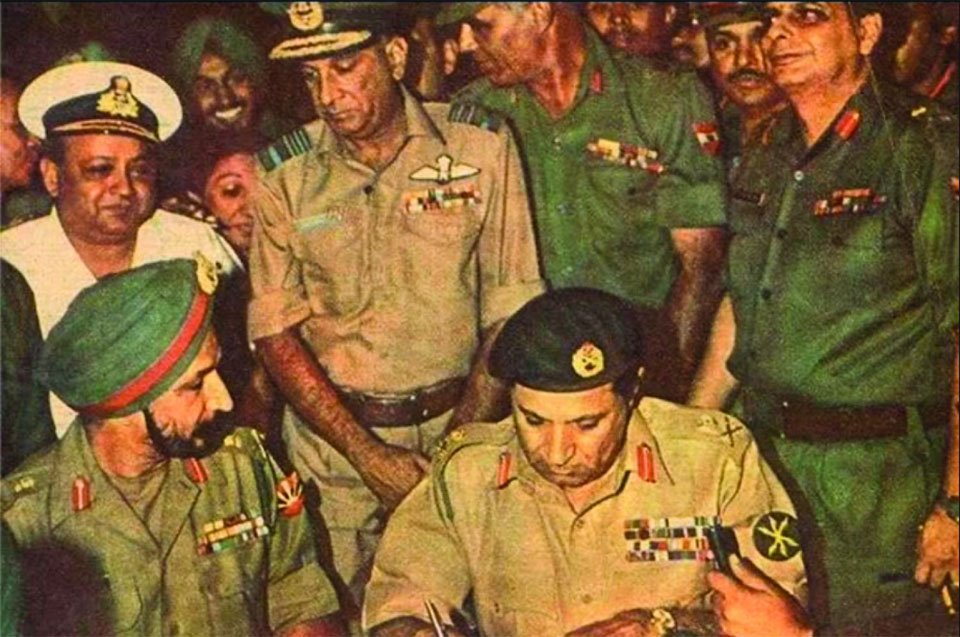 PakArmySurrenderB